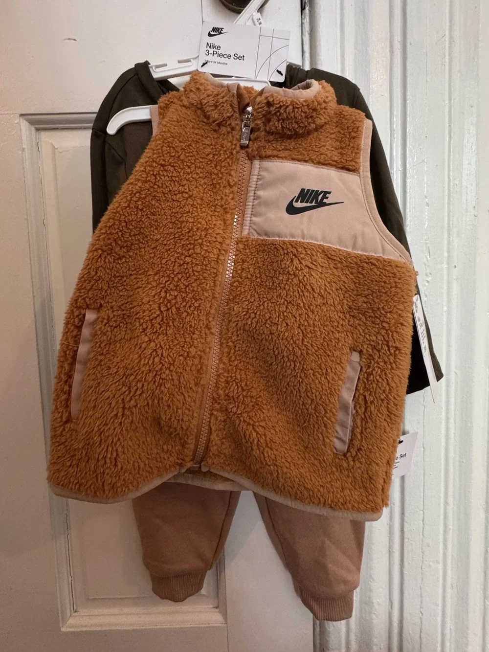 Nike Toddler 24M 3-piece set